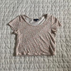 American eagle cropped tee